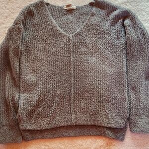 Cupcakes & Cashmere Gray V-Neck Sweater Cozy Knit
